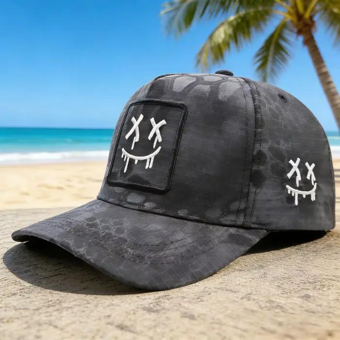 Chapeau camouflage à la mode avec un design de broderie unique - surélevé dans un style d'été