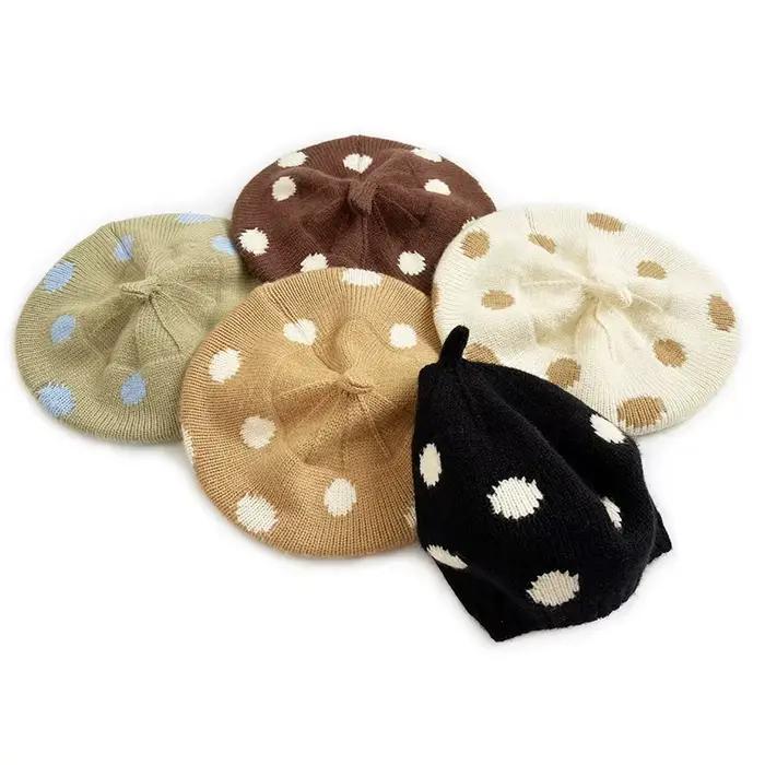 Chapeau de peintre tricoté pour fille en laine avec pois béret chaud ajustable pour garçonnes 1 à 4 ans occassions hiver automne printemps