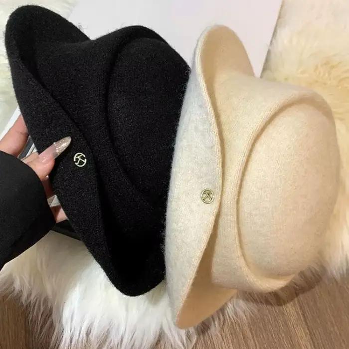 Chapeau en laine noir à bord roulé style rétro élégant pour homme et femme toutes saisons extérieur