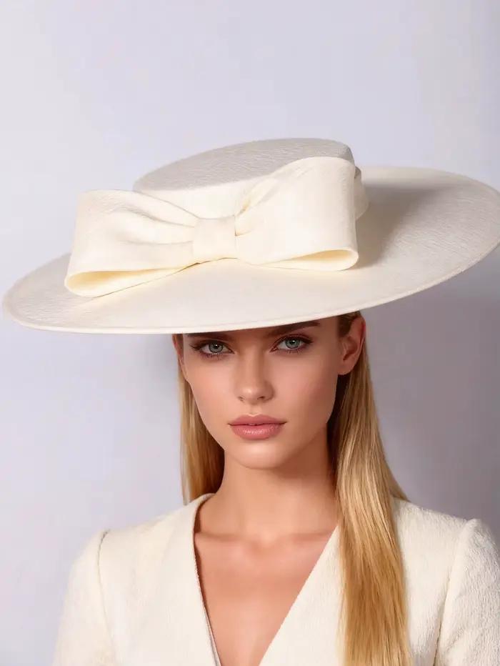 Chapeaux fascinateurs d'église à large bord pour femmes