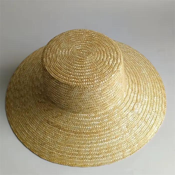 Chapeau d'été en paille