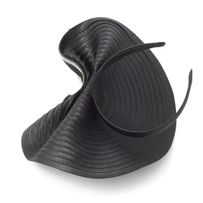 Chapeau fascinateur vintage exquis et élégant