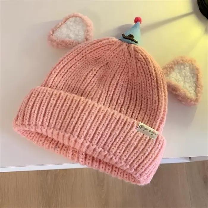 Chapeau tricoté à mode avec oreille dessin animé