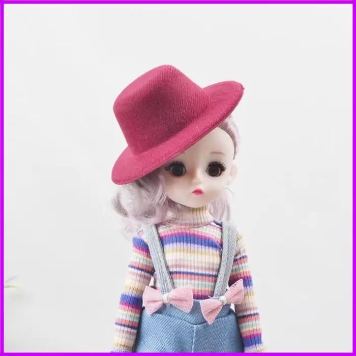 Élégant petit chapeau bibi