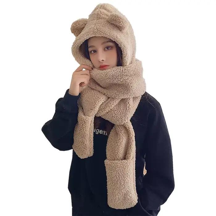 Chapeau en velours d'agneau pour femme