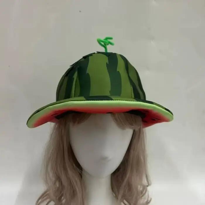 Chapeau pastèque chaud et créatif