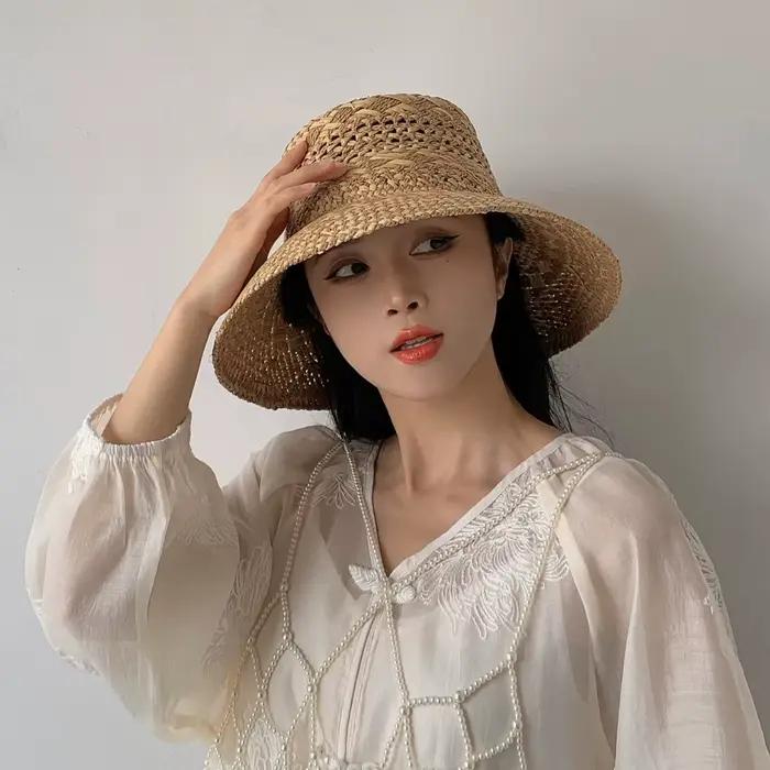 Chapeaux de soleil pliables en raphia tissé à la main pour femmes