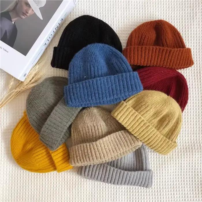 Chapeau d'hiver en laine tricoté pour bébé