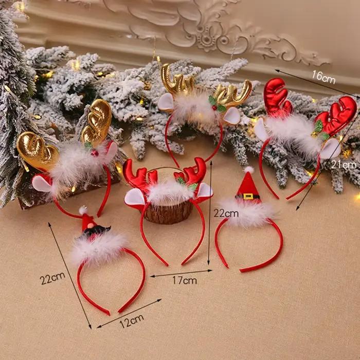 Dessin animé doux chapeau de noël cloches arc père