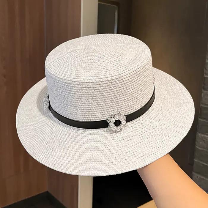 Chapeau de paille Puloru élégant pour femmes avec bande fleur de perle protection solaire plage décontracté multisaisons