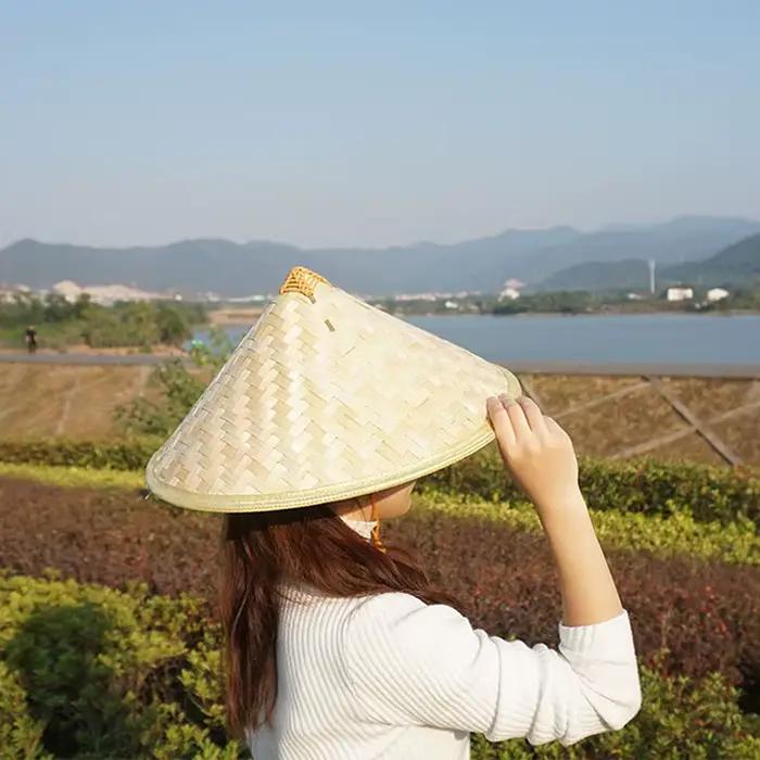 Chapeau de pêcheur chinois traditionnel