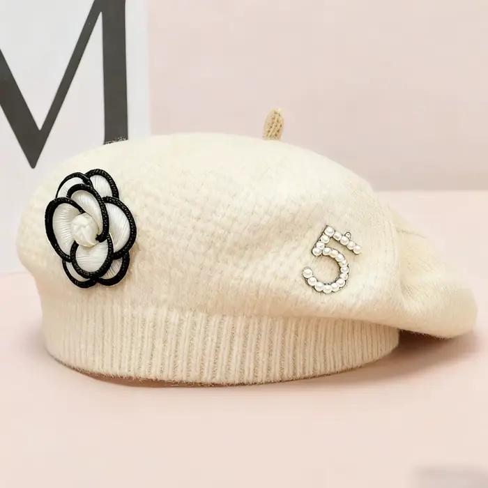 Béret tricoté élégant rétro français femme fleur perle hiver automne romantique chapeau haut-de-forme occassionnels sorties événements