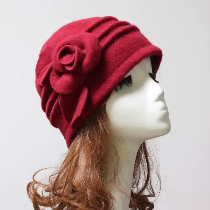 Chapeau en laine pour femme