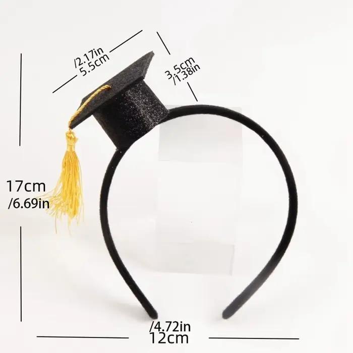 Mini toque de doctorat pour la saison des diplômes