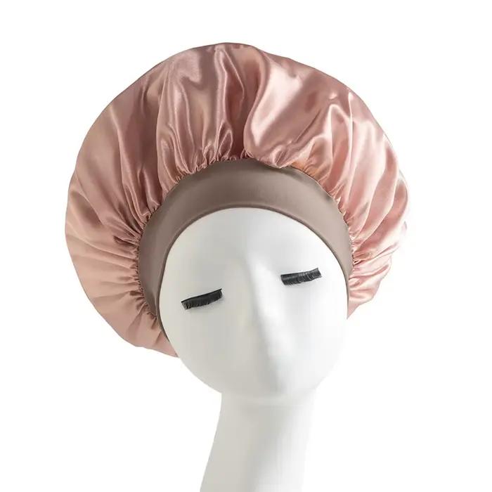 Chapeau de nuit en satin