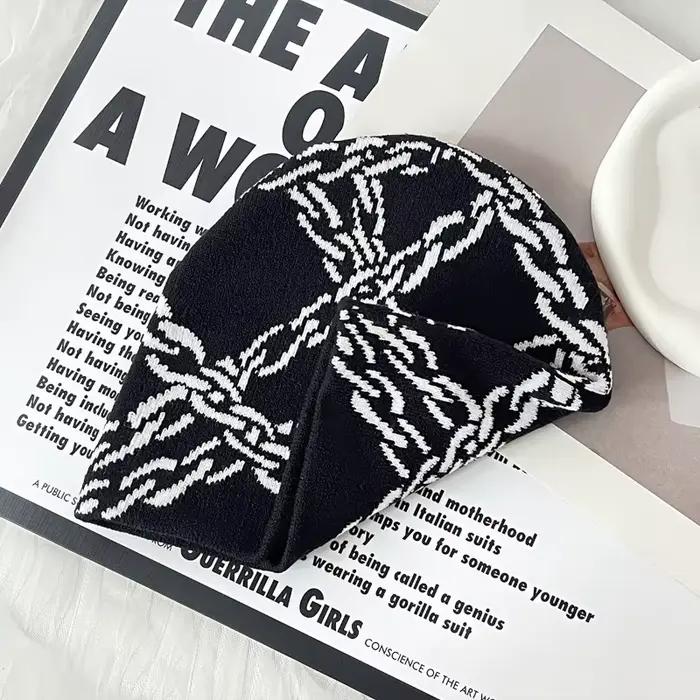 Chapeau tricoté à motif de chaîne