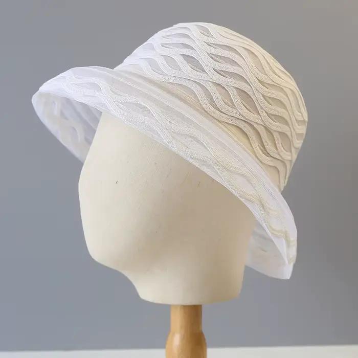 Chapeau de soleil élégant à large bord en dentelle pour femme