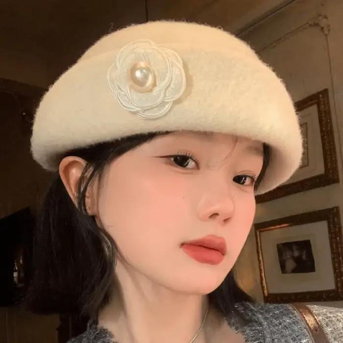 Chapeau bob rétro style Hepburn avec nœud