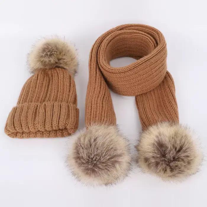 Ensemble d'écharpe en tricot avec chapeau pour enfants, chapeau de protection hivernal pour garçons et filles, douillet, respirable, coupe-vent, pour sorties hivernales et activités extérieures