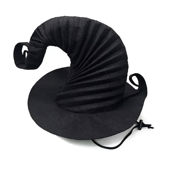 Chapeau de sorcière avec mentonnière plissée à large bord