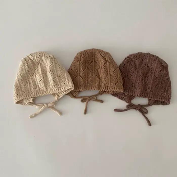 Chapeaux tricotés pour enfants