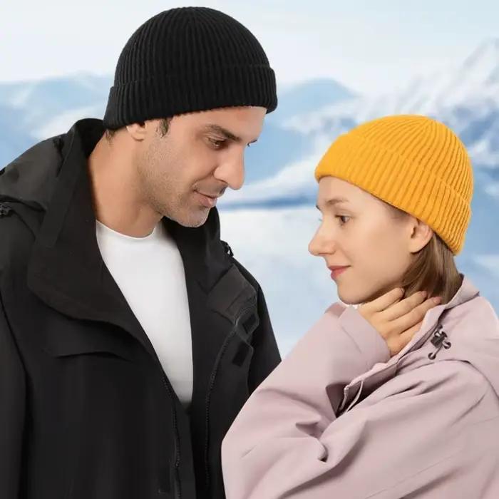 Bonnet tricoté en polyester pour homme et femme style sportif rayé chaud automne hiver décontracté occassionnels à offrir