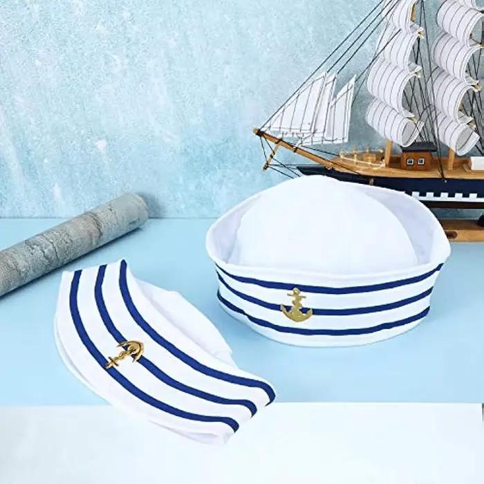 Chapeau de marin rayé bleu