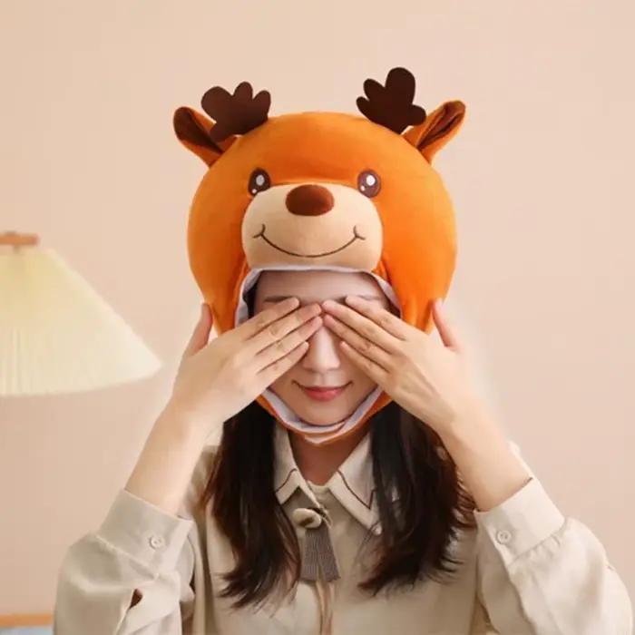 Chapeau en forme renne en peluche