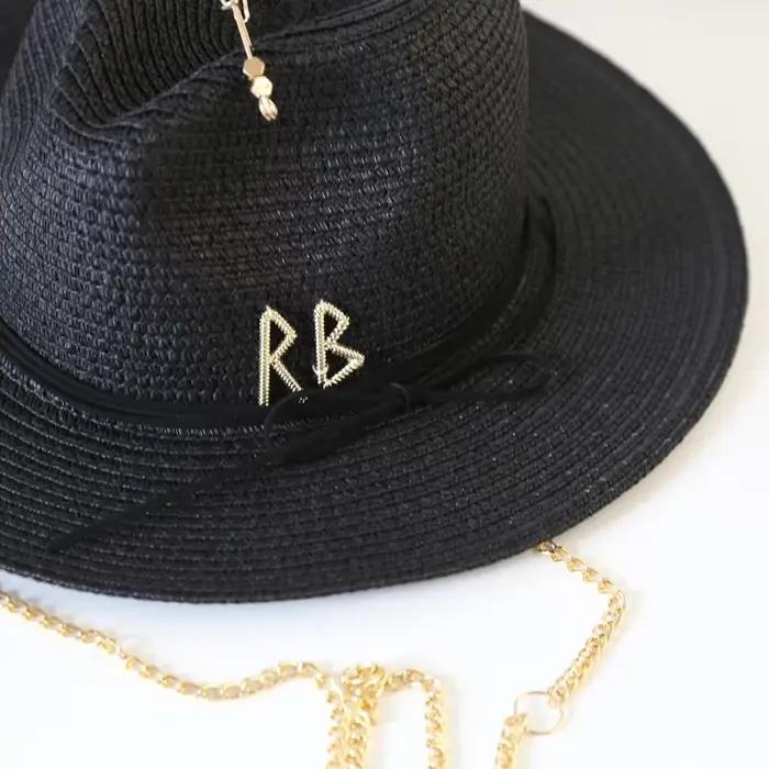 Chapeau de paille tendance avec lettres métalliques RB pour femmes et hommes