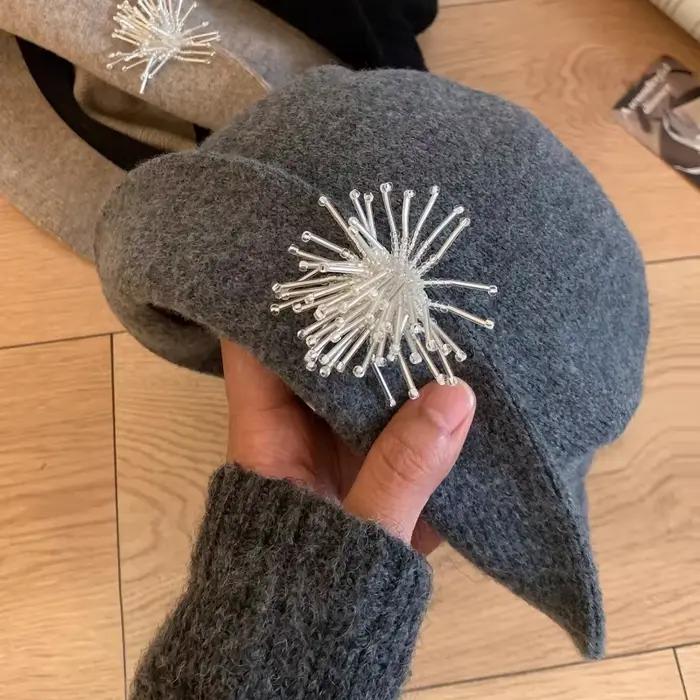 Chapeaux seau en laine grise pour femmes