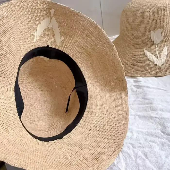 Nouveau Chapeau de Soleil en Raphia Naturel Tressé à la Main pour Femme 2026 – Protection Solaire UV Été