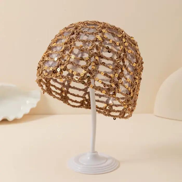Chapeau tricoté ajouré élégant