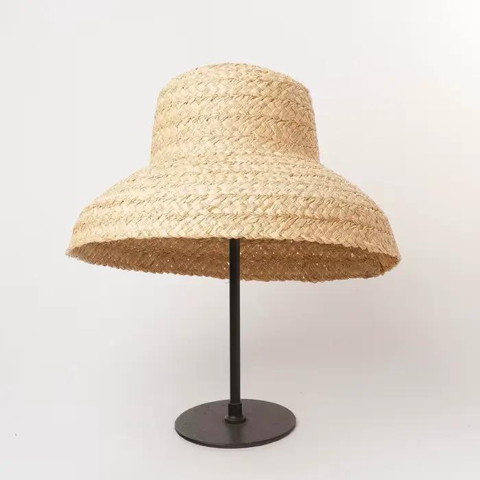 Chapeau de paille en raphia fait à la main pour femmes