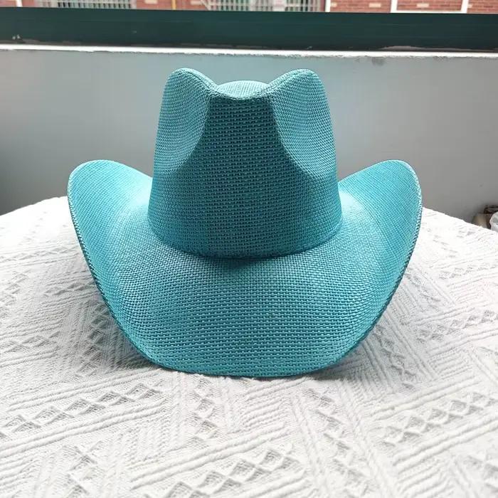 Chapeau de cowboy d'été bleu lac