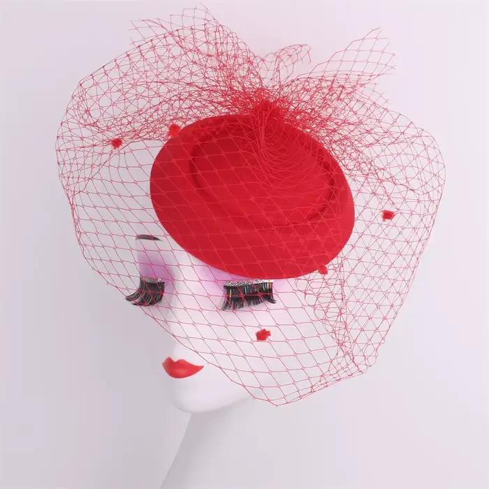 Chapeau haut de forme en voile noir pour femme