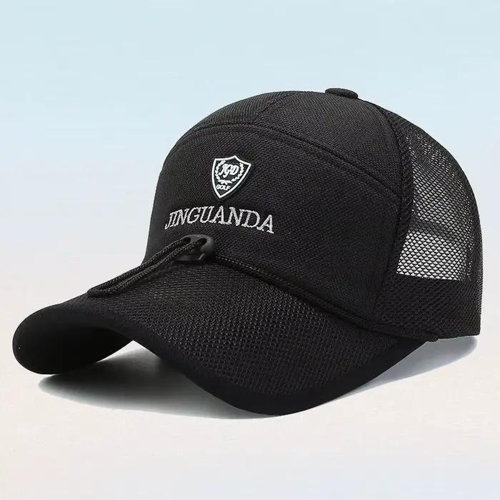 Chapeau d'extérieur d'été en maille brodée