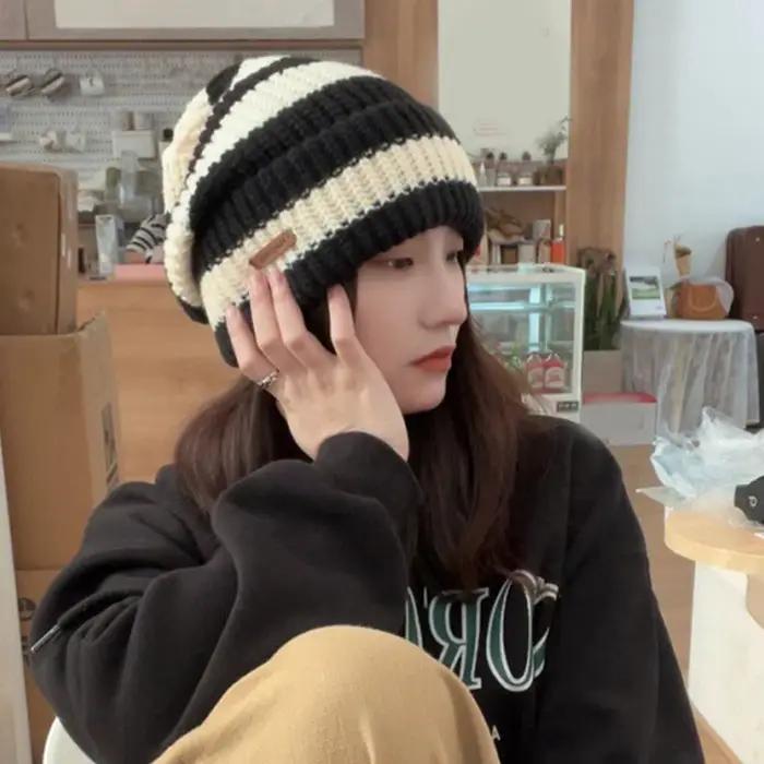 Bonnet rayé pour femme