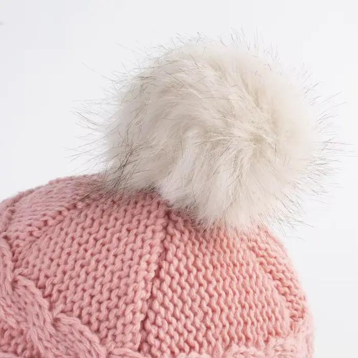 Chapeau à oreillettes Sherpa douillet pour filles chapeau d'hiver tricoté en acrylique confortable et coloré pour enfants occasions de voyage et fêtes