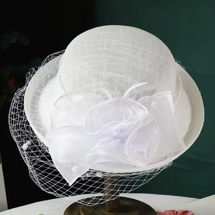 Chapeau de soleil élégant de style français pour femmes, couvre-visage d'été, orné de fleurs, chapea