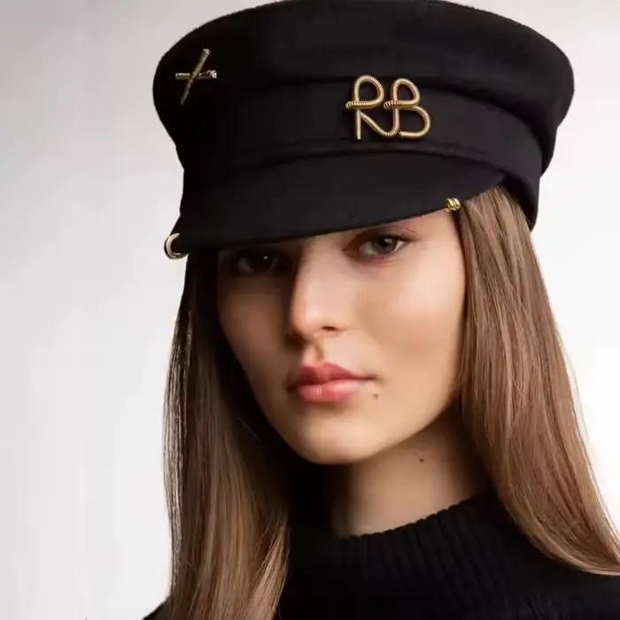 2026 nouvelle marque Designer femmes chapeau casquettes mode coton broche décoration lettre gavroche