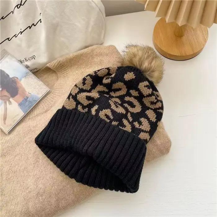 Chapeau Bouclé à Imprimé Léopard pour Femme, Protection Solaire, Boule de Poils, Chaud, Laine Optiqu