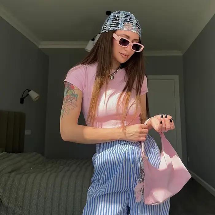 Chapeau tricoté Y2K ajouré à sequins style filet de pêche