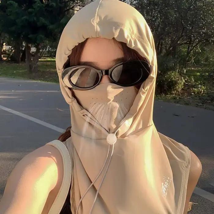 Cagoule anti-UV en soie glacée respirante et fine