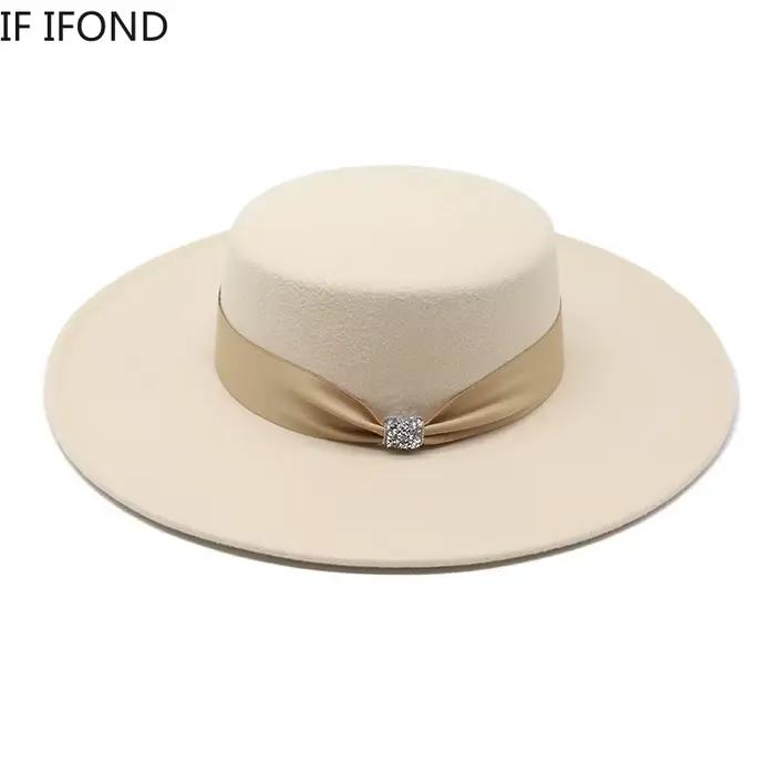 Chapeau Fedoras en Satin Feutré Blanc pour Femme
