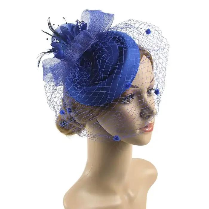 Audrey Hepburn – petit chapeau en voile élégant de Style français