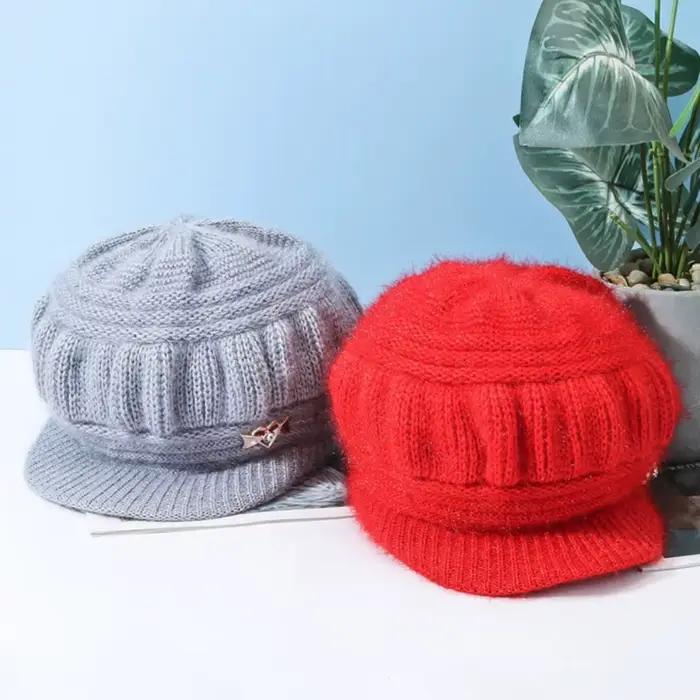 Chapeau en laine tricoté pour femmes