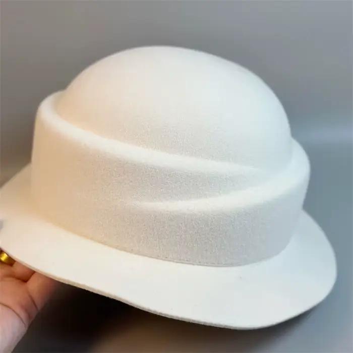 Chapeau en laine pour femmes
