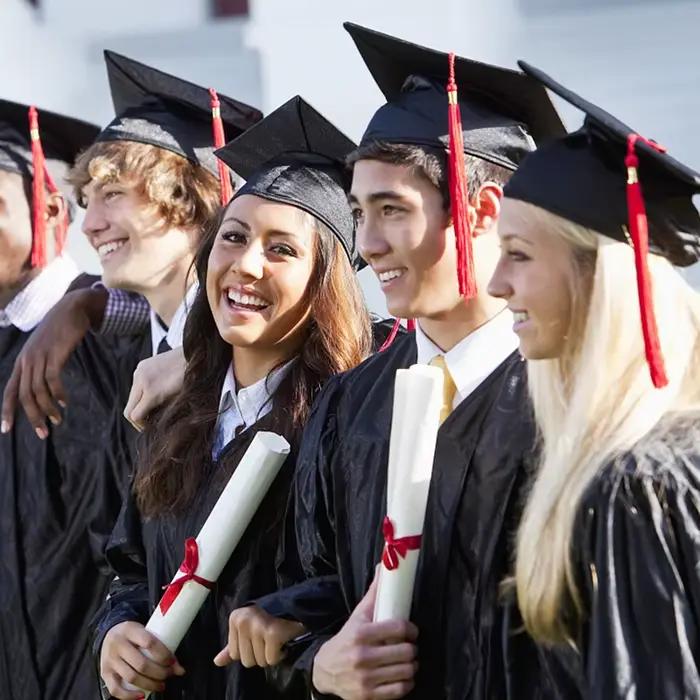 Casquette de Célébrité avec Glands pour Adultes Chapeau de Graduation Universitaire Fournitures de Fête de Félicitations Noir Occasions Spéciales