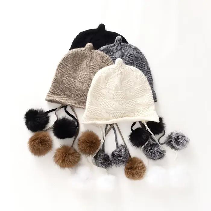 Chapeau tricoté avec pompon pour Protection des oreilles