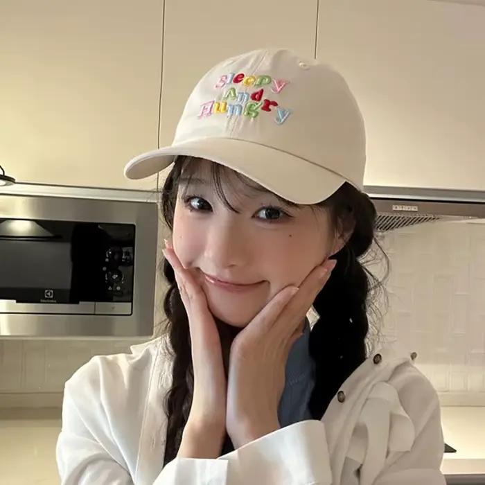 Casquette de Baseball avec lettres colorées pour femmes